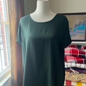Quince Silk Dark Green Short Sleeve Blouse